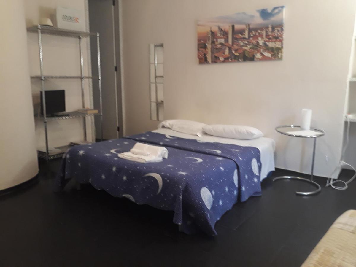 Romeo And Juliet Apartaments Bergamo Exterior photo